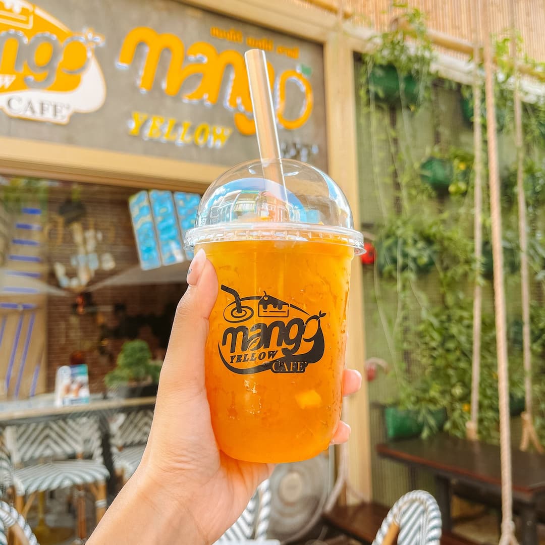 Mango Yellow Cafe Blue Tree Phuket